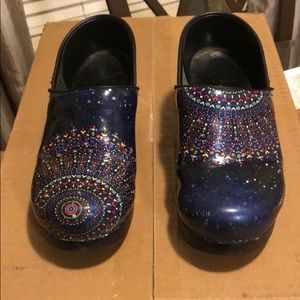 Dansko size 38